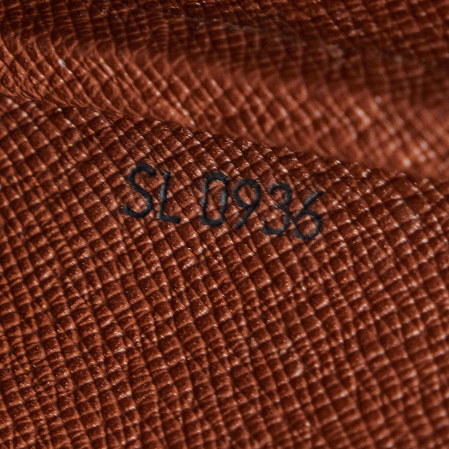 Louis Vuitton Monogram Cartouchiere GM (SHG-3k1JWh)