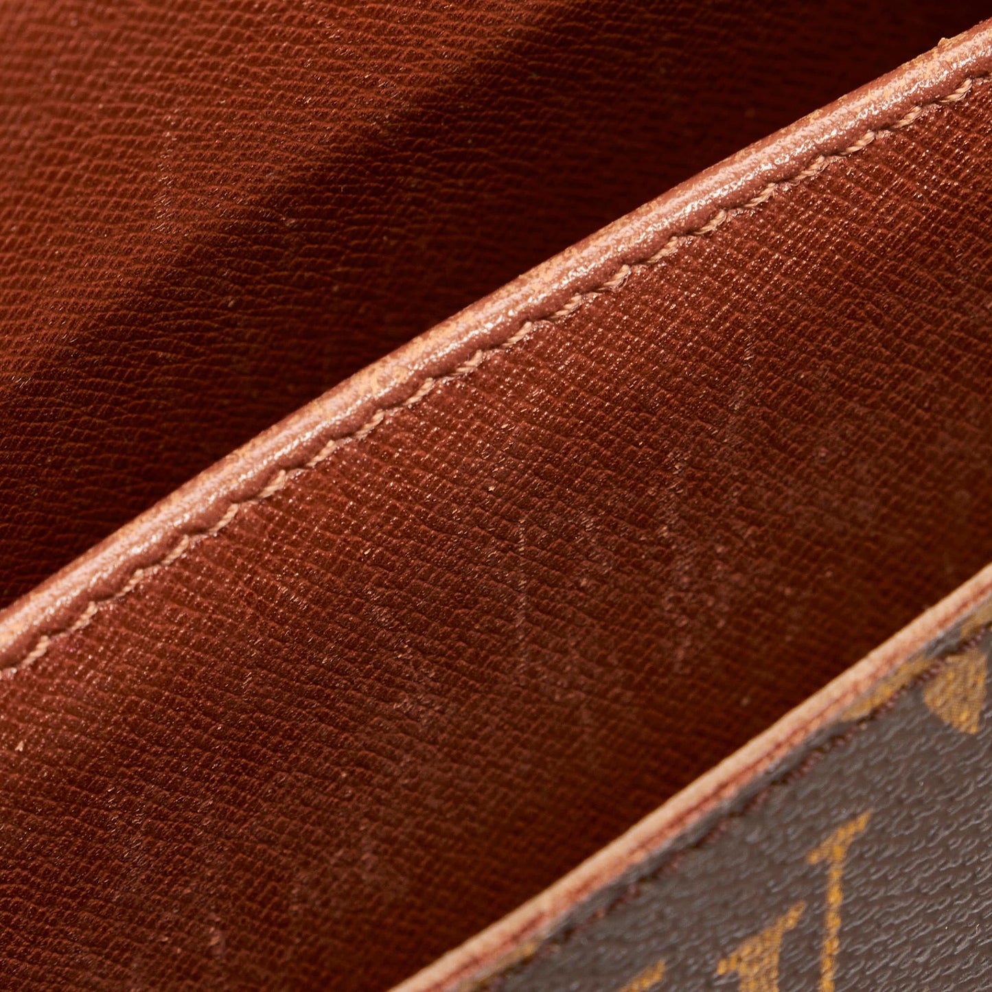 Louis Vuitton Monogram Cartouchiere MM (SHG-32062)