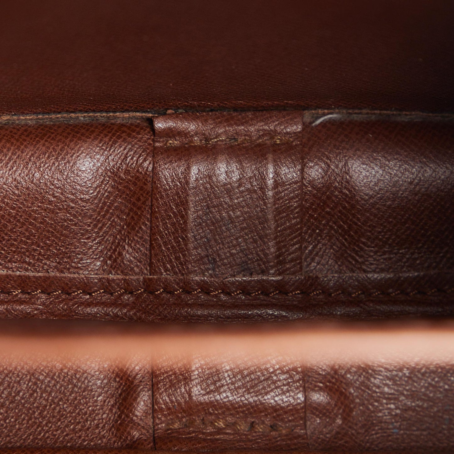 Louis Vuitton Monogram Cartouchiere MM (SHG-PnAsw4)