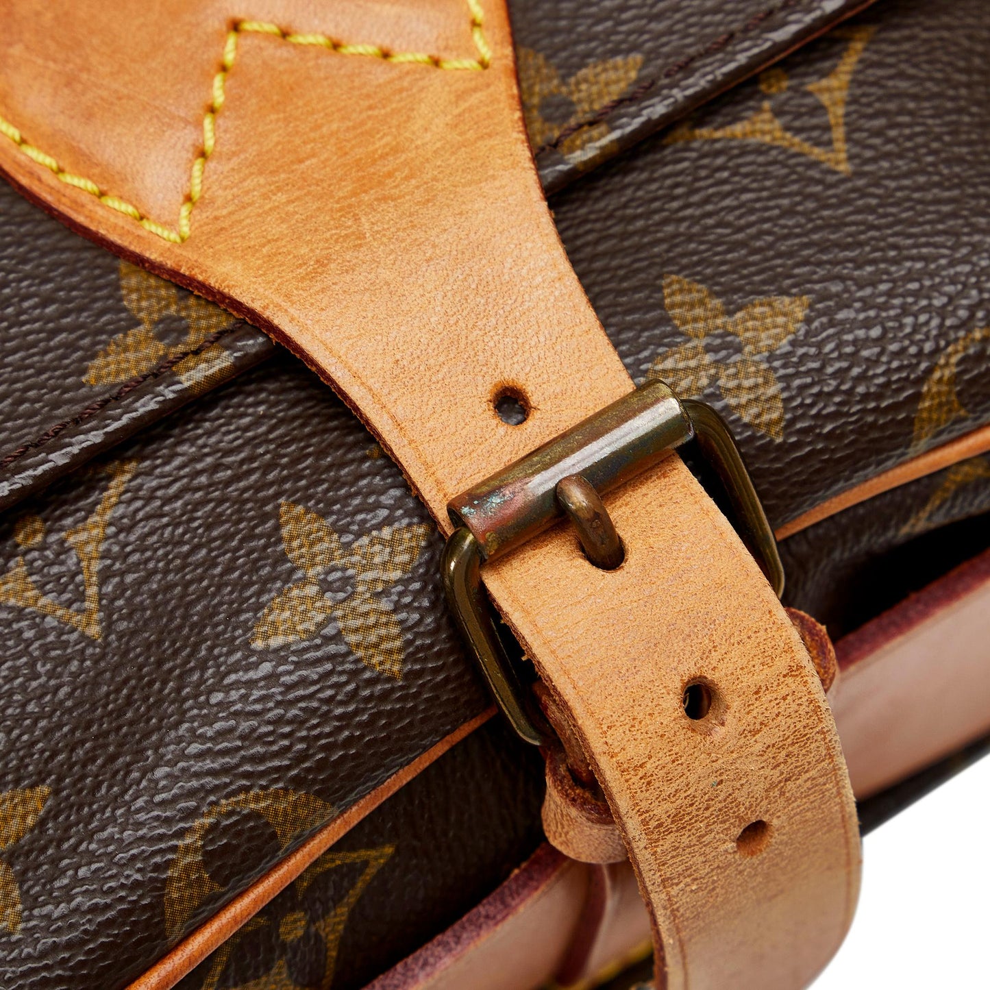 Louis Vuitton Monogram Cartouchiere MM (SHG-4FmNRV)