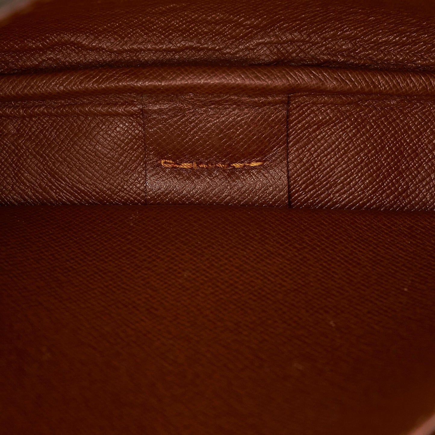 Louis Vuitton Monogram Cartouchiere MM (SHG-dy5CPX)