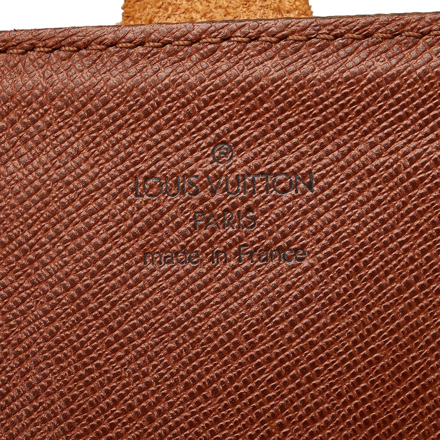 Louis Vuitton Monogram Cartouchiere MM (SHG-fdgcPR)
