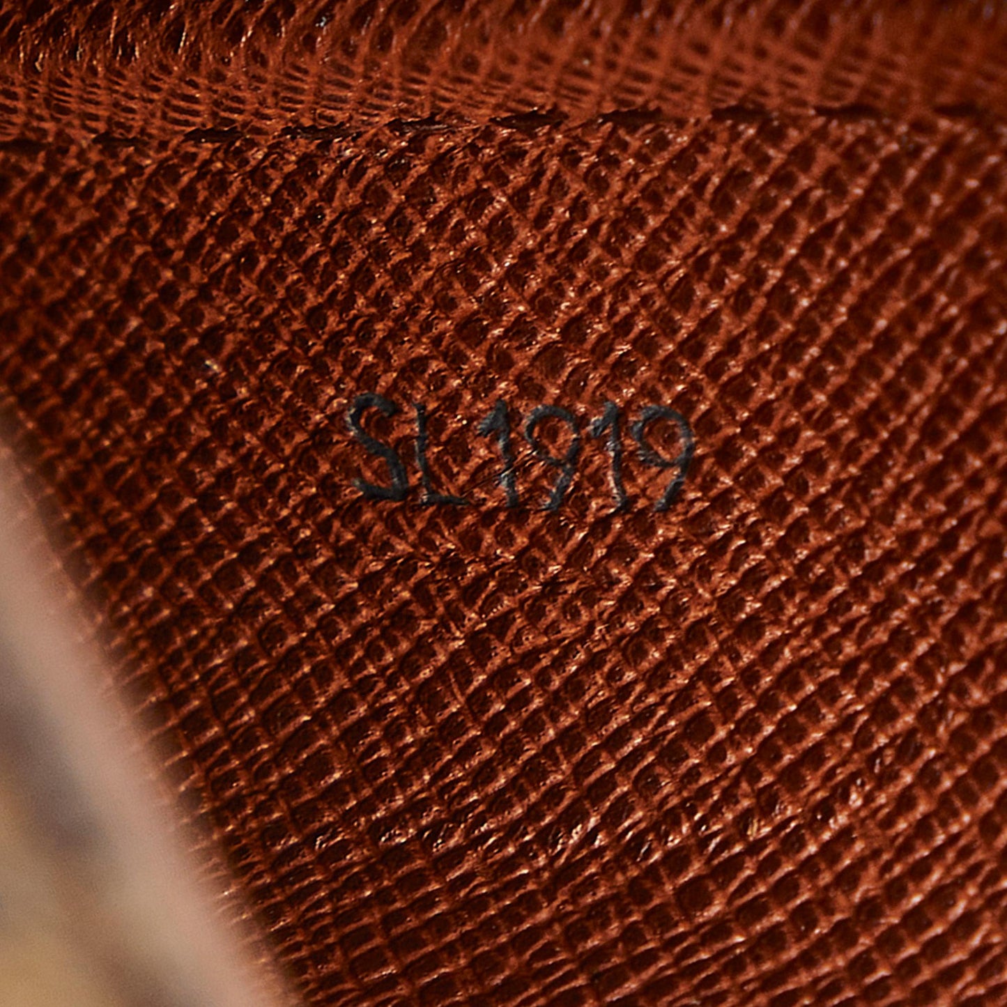 Louis Vuitton Monogram Cartouchiere MM (SHG-fdgcPR)