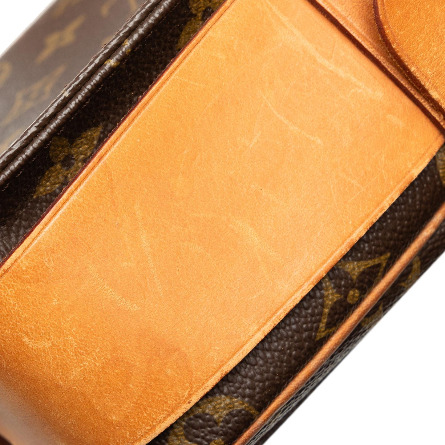 Louis Vuitton Monogram Cartouchiere MM (SHG-osRlRj)