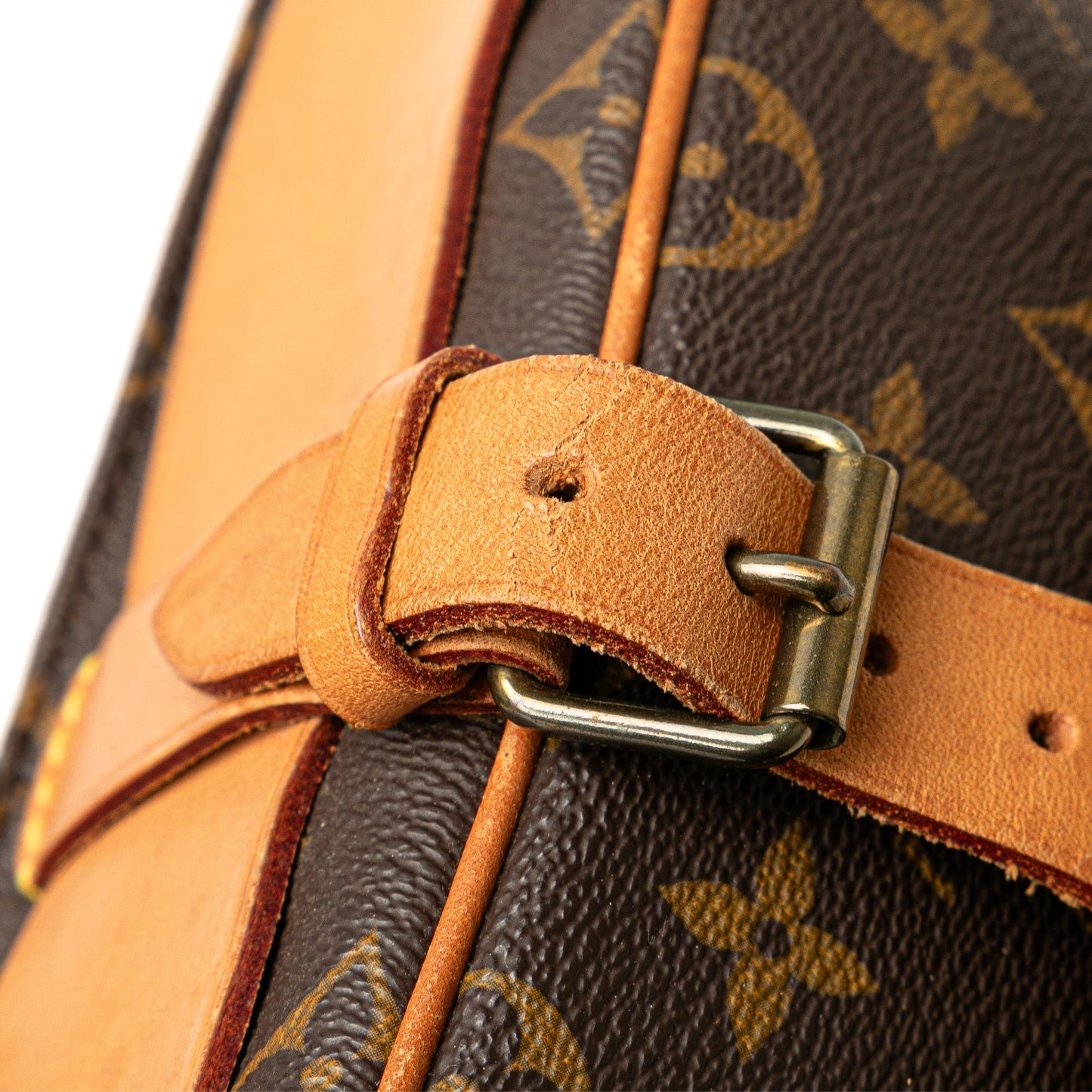 Louis Vuitton Monogram Cartouchiere MM (SHG-NwYwal)
