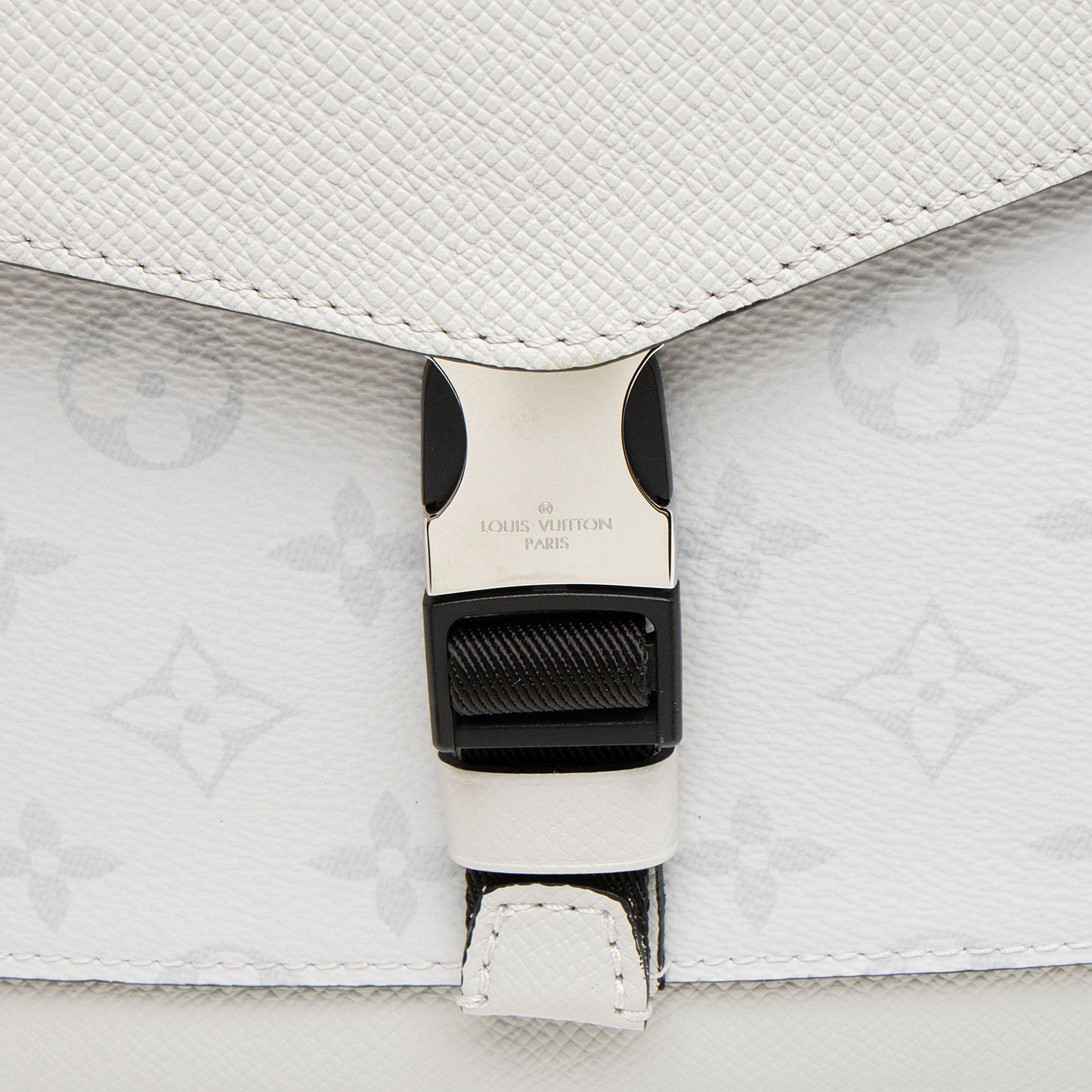 Louis Vuitton Monogram Chalk Taiga Leather Outdoor Flap Messenger