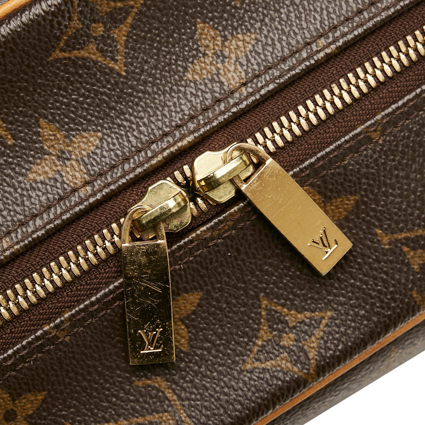 Louis Vuitton Monogram Cite GM (SHG-37245)