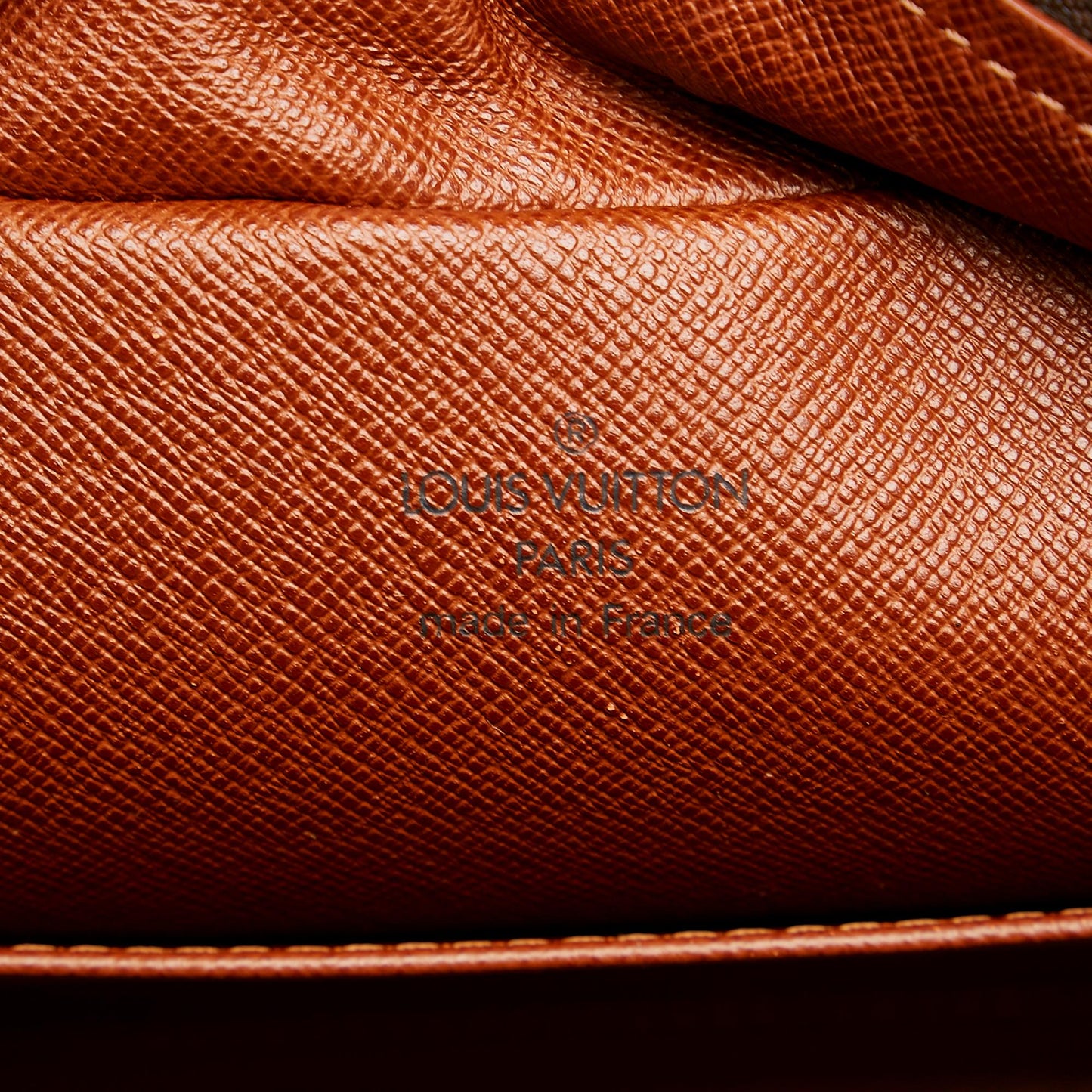 Louis Vuitton Monogram Cite MM (SHG-30345)