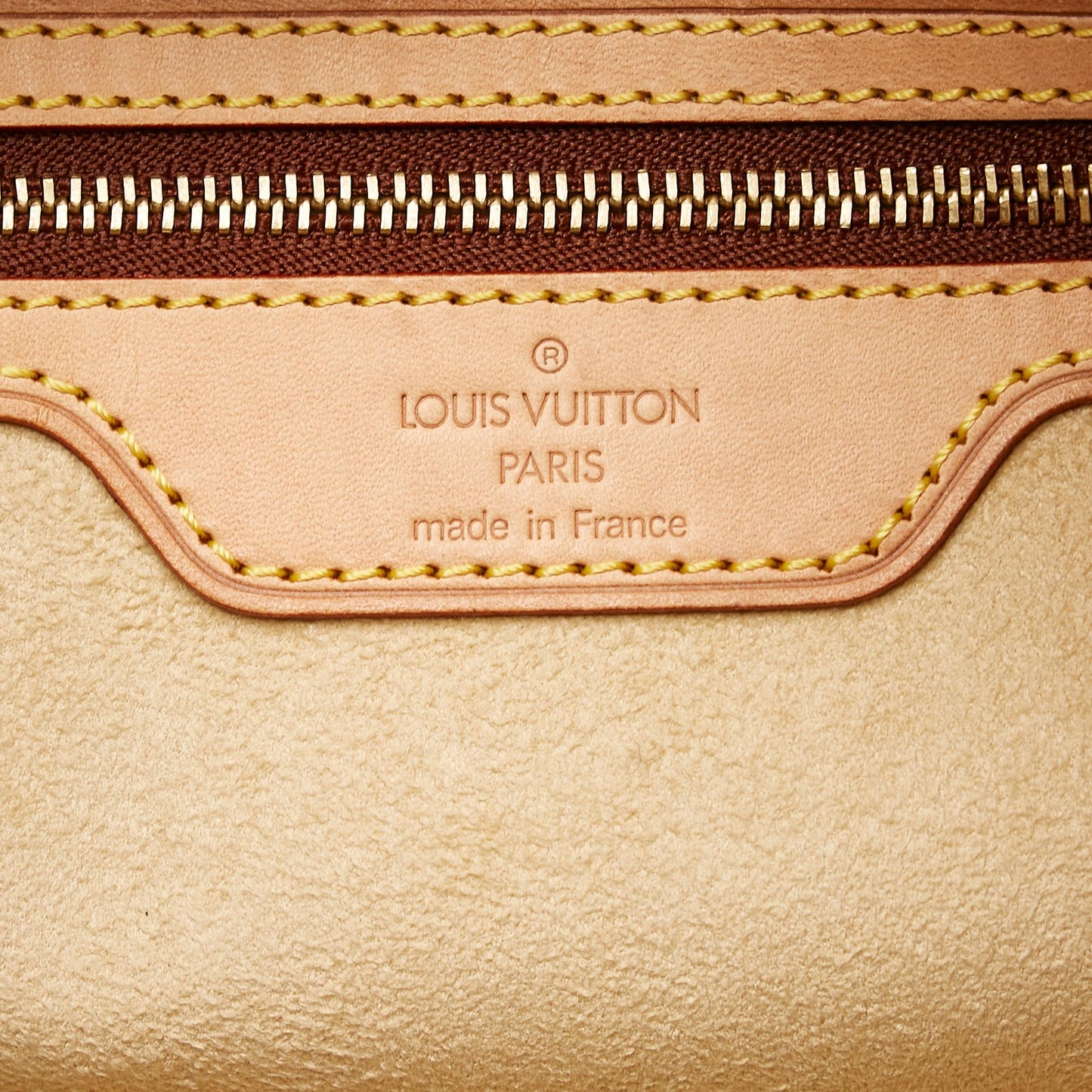 Louis Vuitton Monogram Cite MM (SHG-e7NeUU)