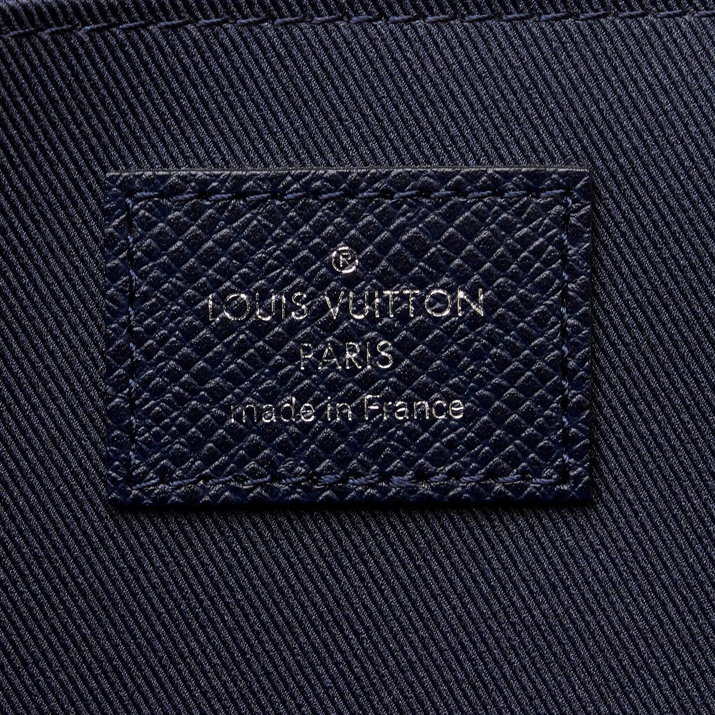 Louis Vuitton Monogram Cobalt Pochette Jour GM (SHG-Q1ORAR)