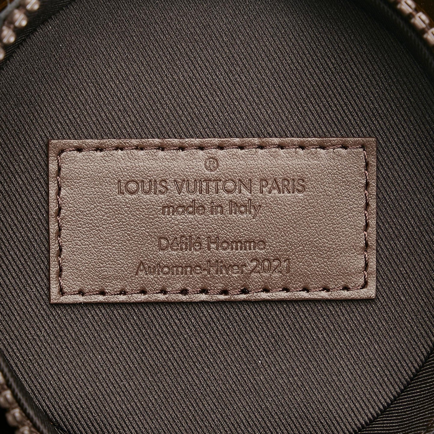 Louis Vuitton Monogram Coffee Cup Pouch (SHG-JJs33V)