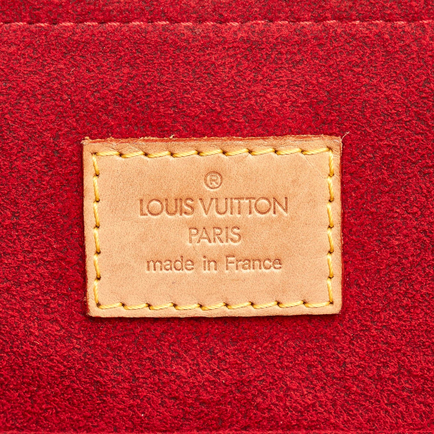 Louis Vuitton Monogram Coussin GM (SHG-30769)