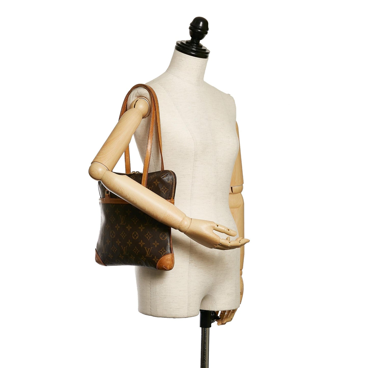 Louis Vuitton Monogram Coussin GM (SHG-31984)