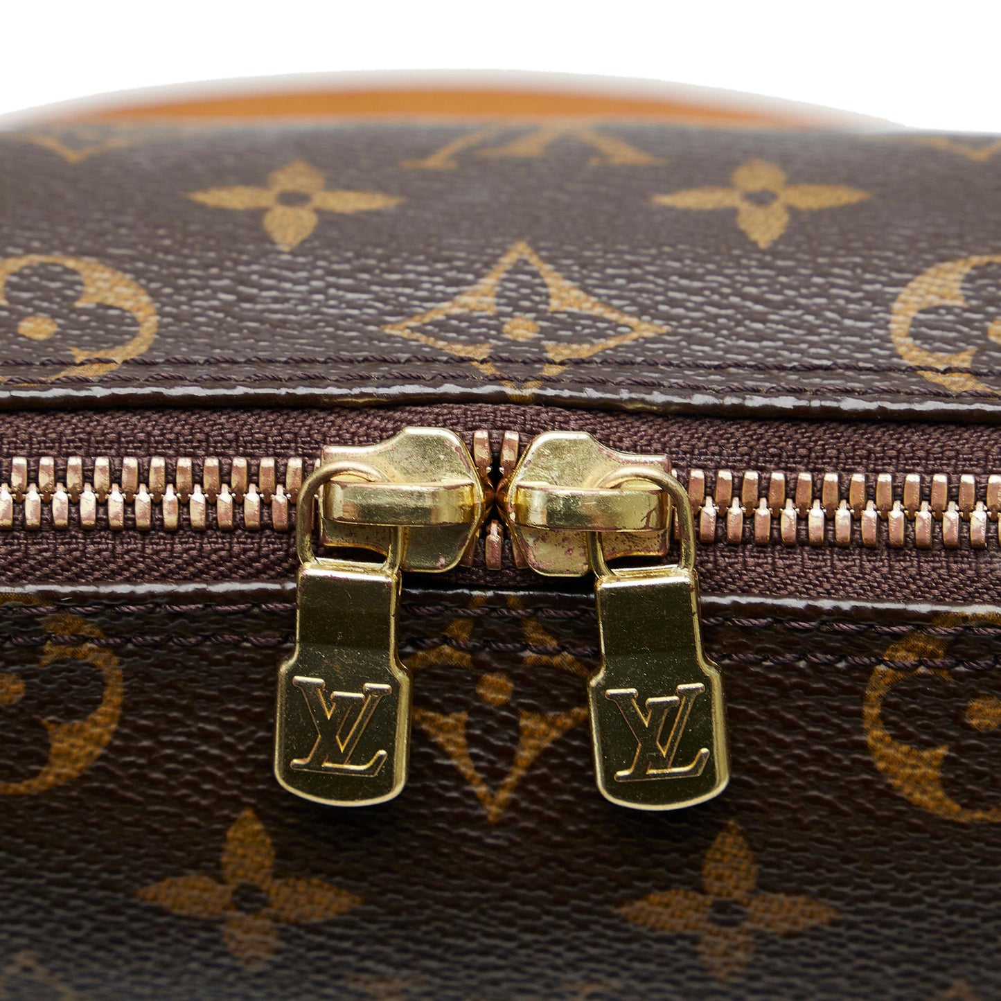Louis Vuitton Monogram Coussin GM (SHG-EDddUo)