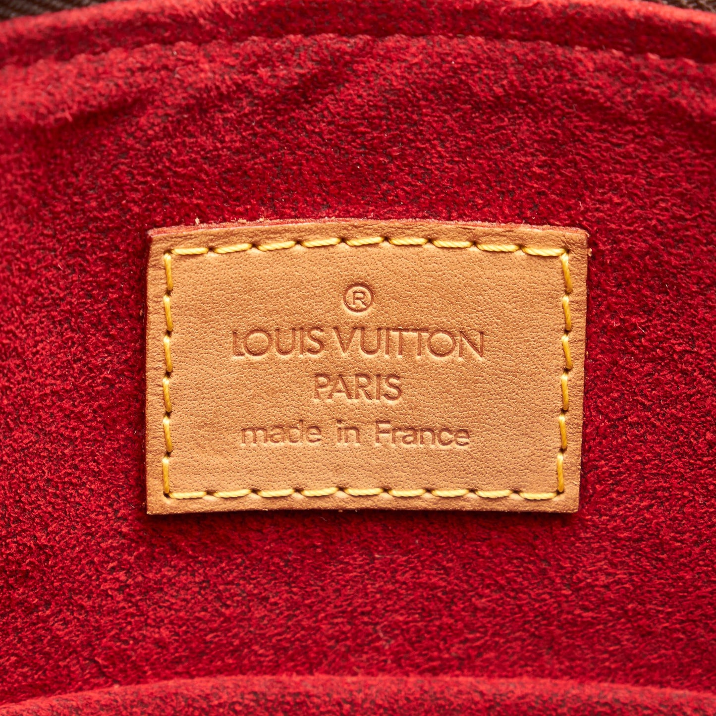 Louis Vuitton Monogram Coussin GM (SHG-FdRlTT)