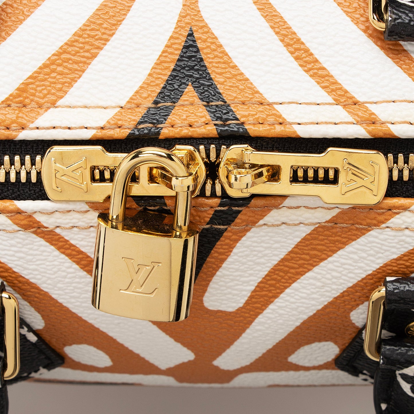 Louis Vuitton Monogram Crafty Speedy Bandouliere 25 Satchel -  (SHF-22627)