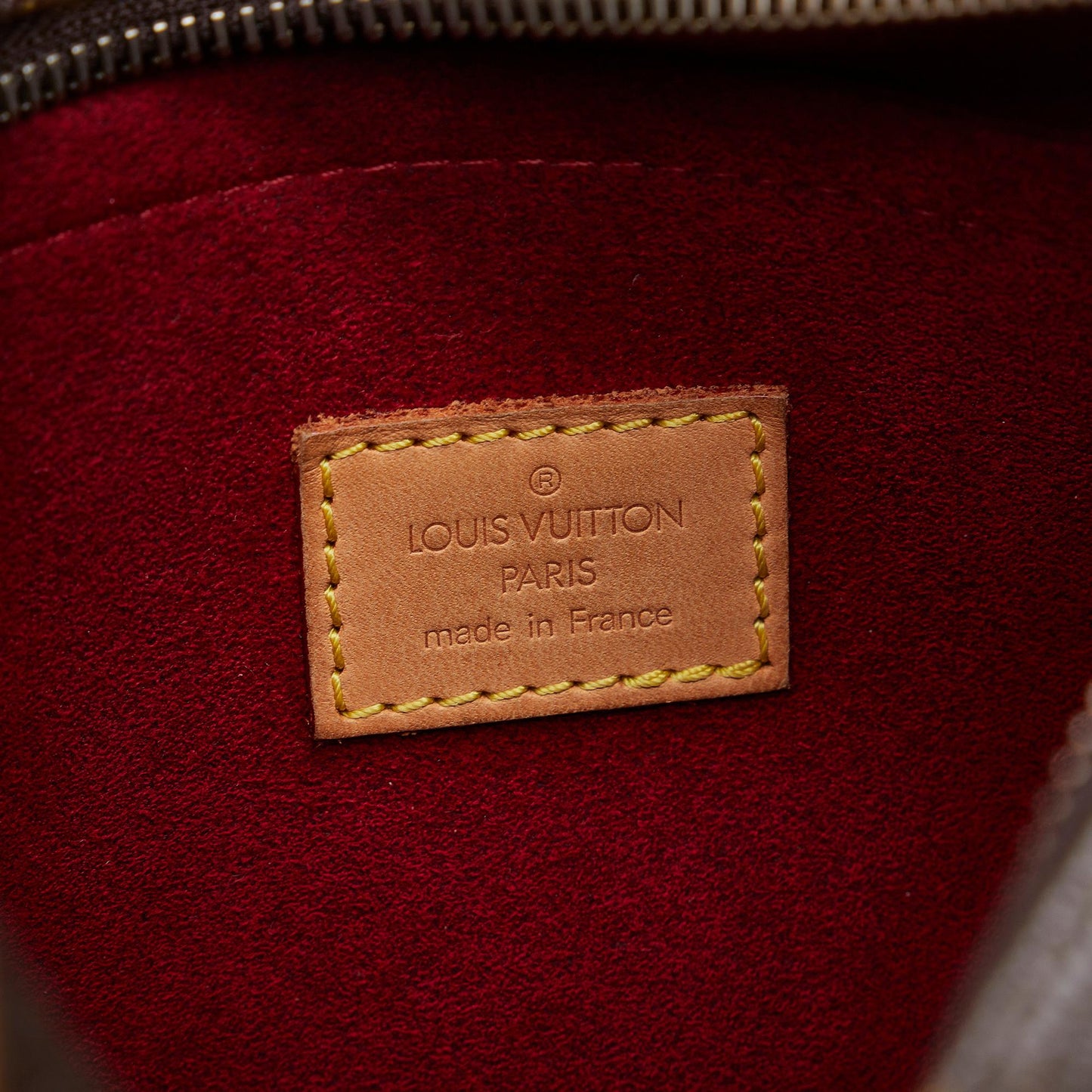 Louis Vuitton Monogram Croissant MM (SHG-e9cyxD)