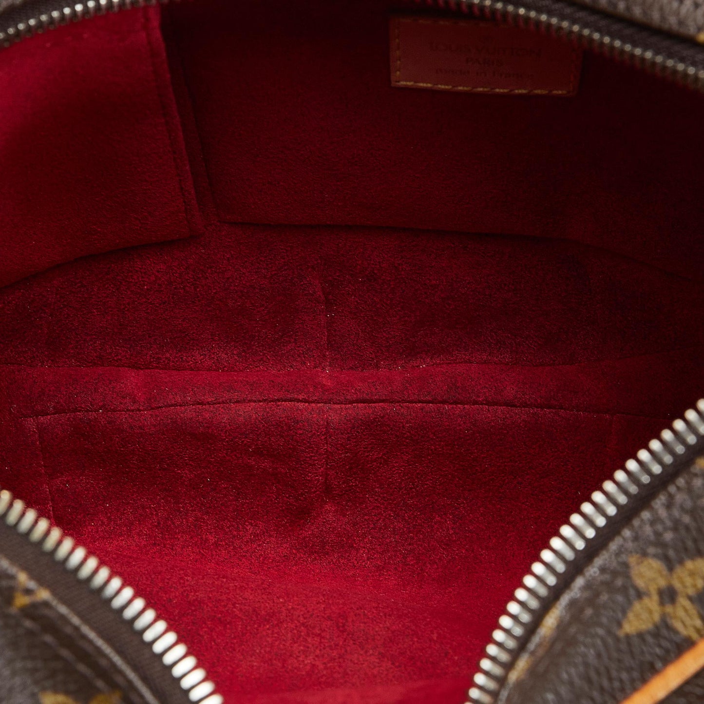 Louis Vuitton Monogram Croissant MM (SHG-aJ05eG)
