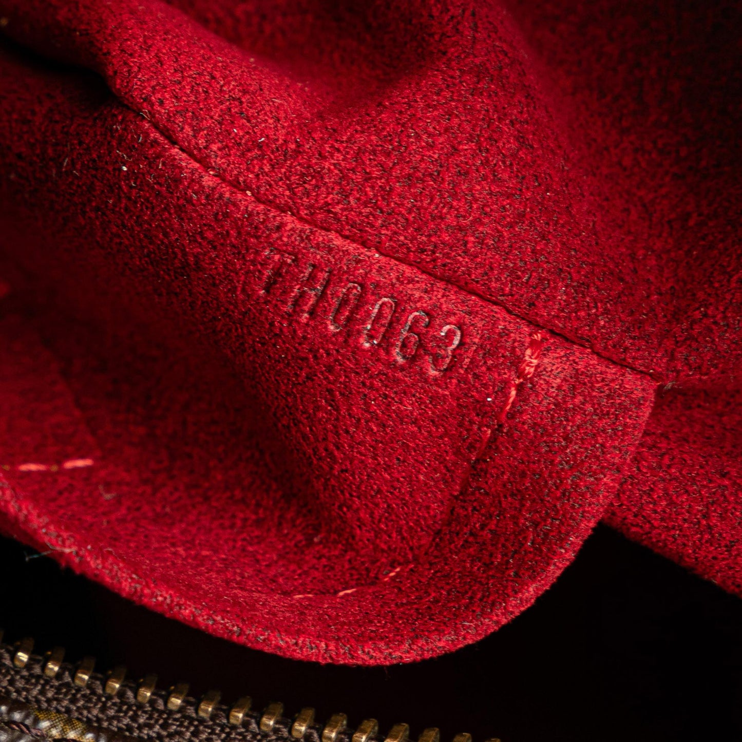 Louis Vuitton Monogram Croissant MM (SHG-m7bRJi)