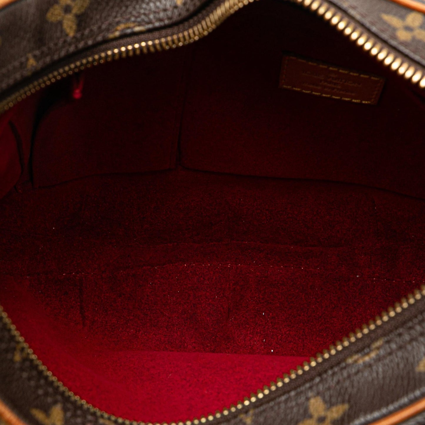 Louis Vuitton Monogram Croissant MM (SHG-m7bRJi)