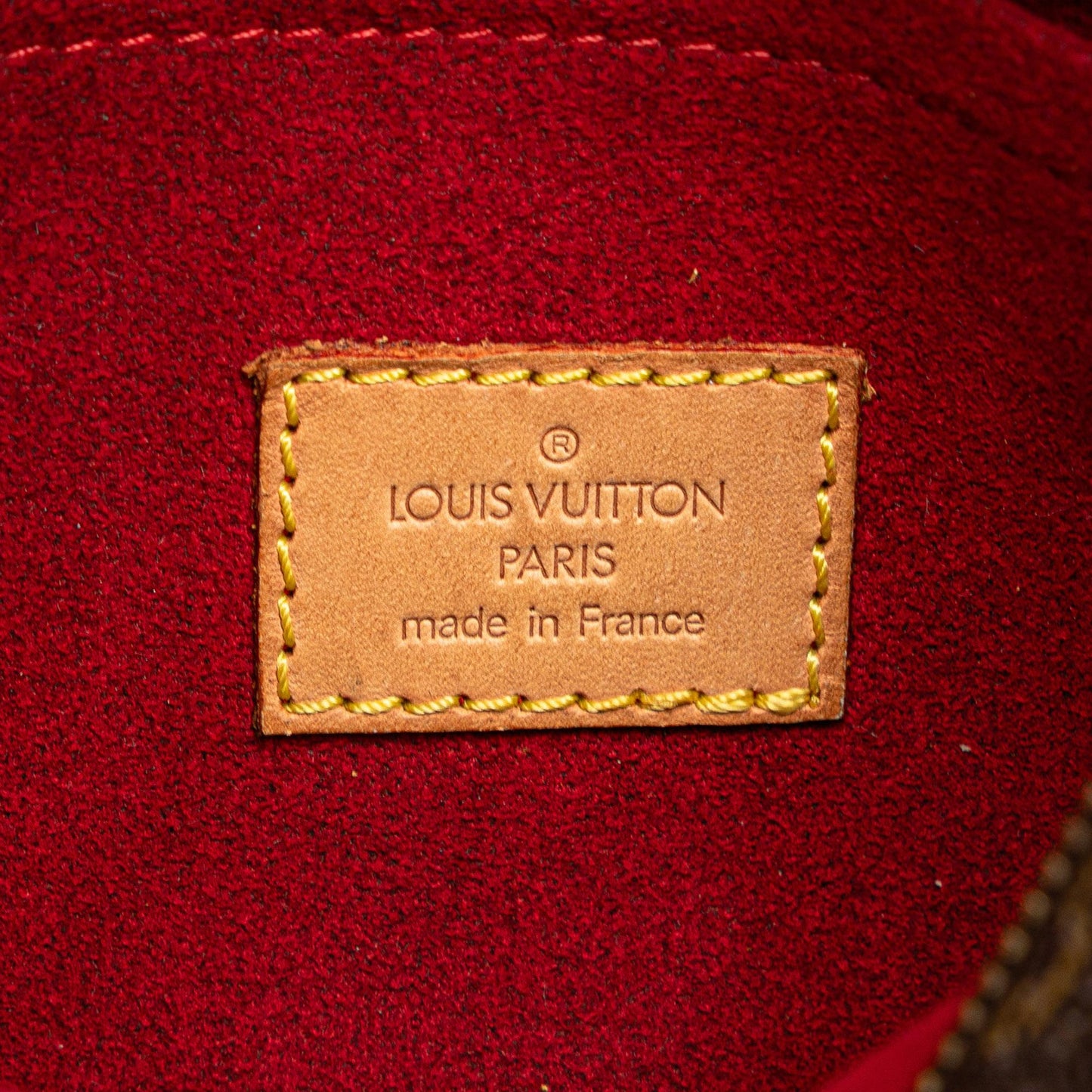Louis Vuitton Monogram Croissant MM (SHG-m7bRJi)