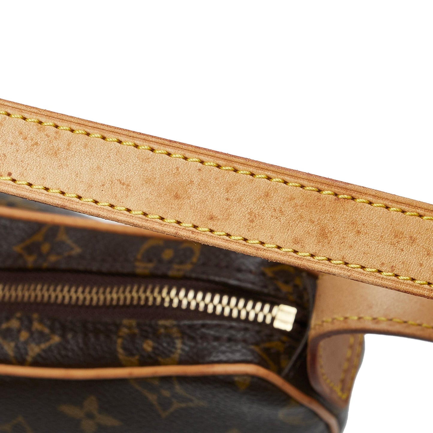 Louis Vuitton Monogram Croissant PM (SHG-m8mnNE)