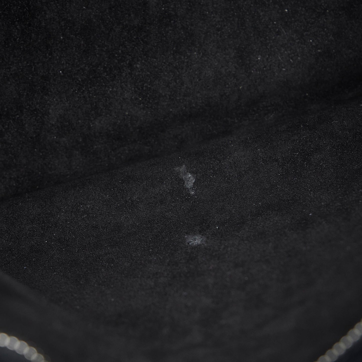 Louis Vuitton Monogram Cuir Plume Very Zipped (SHG-aVJIEx)