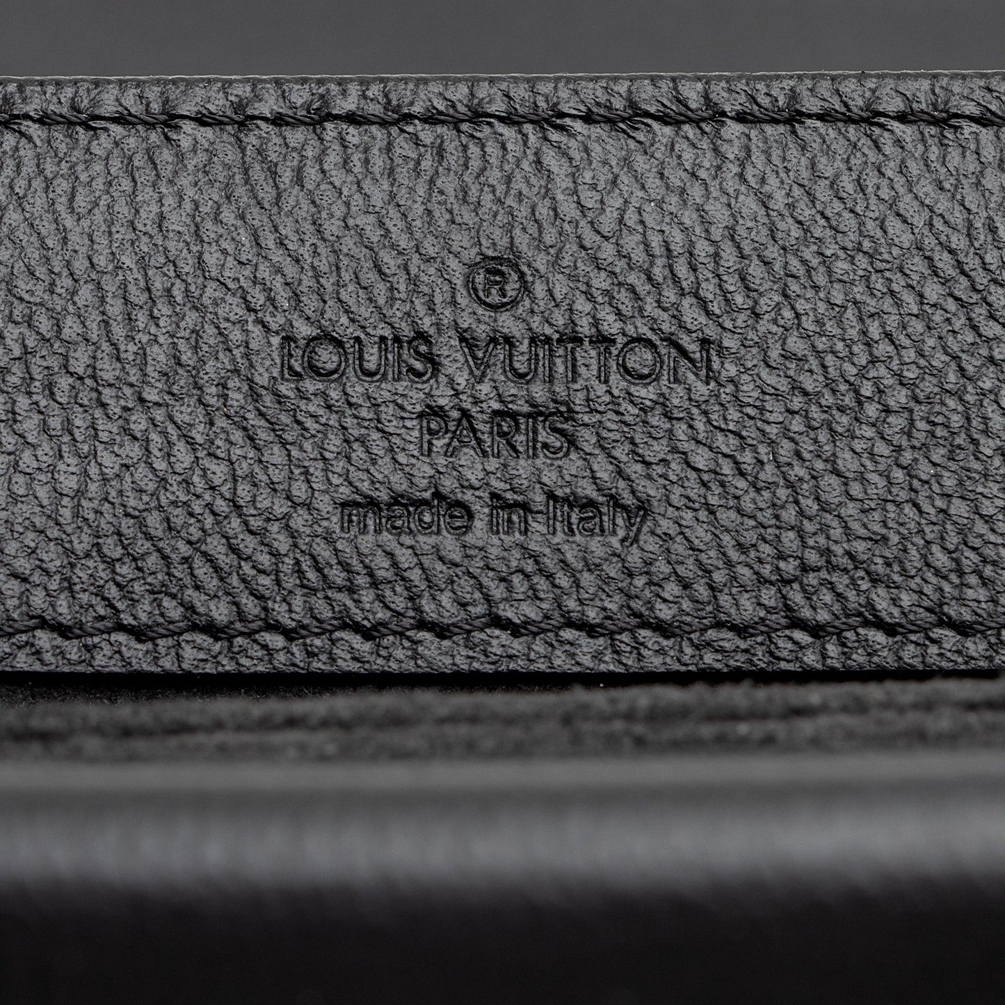 Louis Vuitton Monogram Cuir Very Chain Bag (SHF-22976)