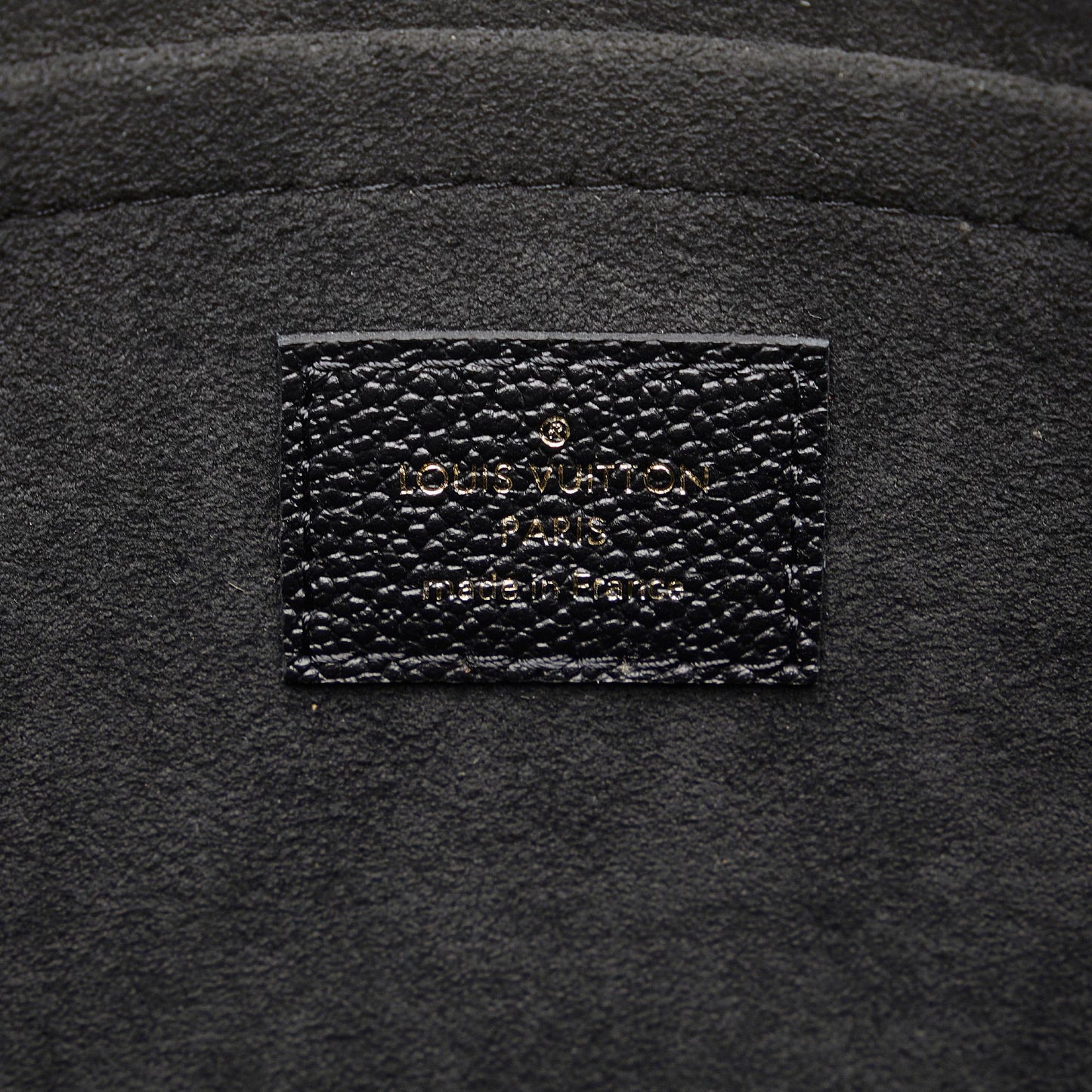 Louis Vuitton Monogram Daily Pouch (SHG-RzJs7T)