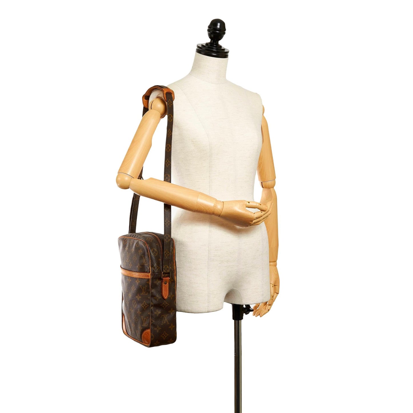 Louis Vuitton Monogram Danube (SHG-31074)