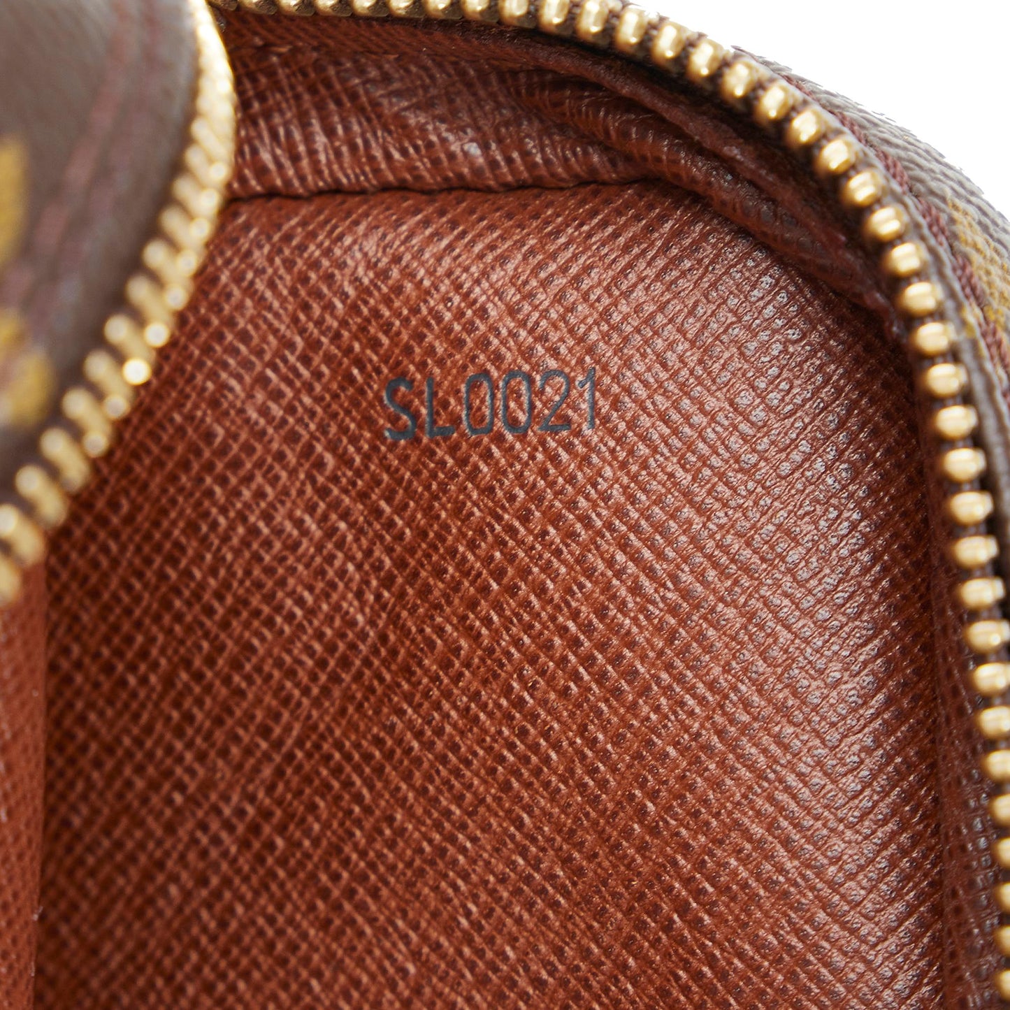 Louis Vuitton Monogram Danube (SHG-hgEeb1)