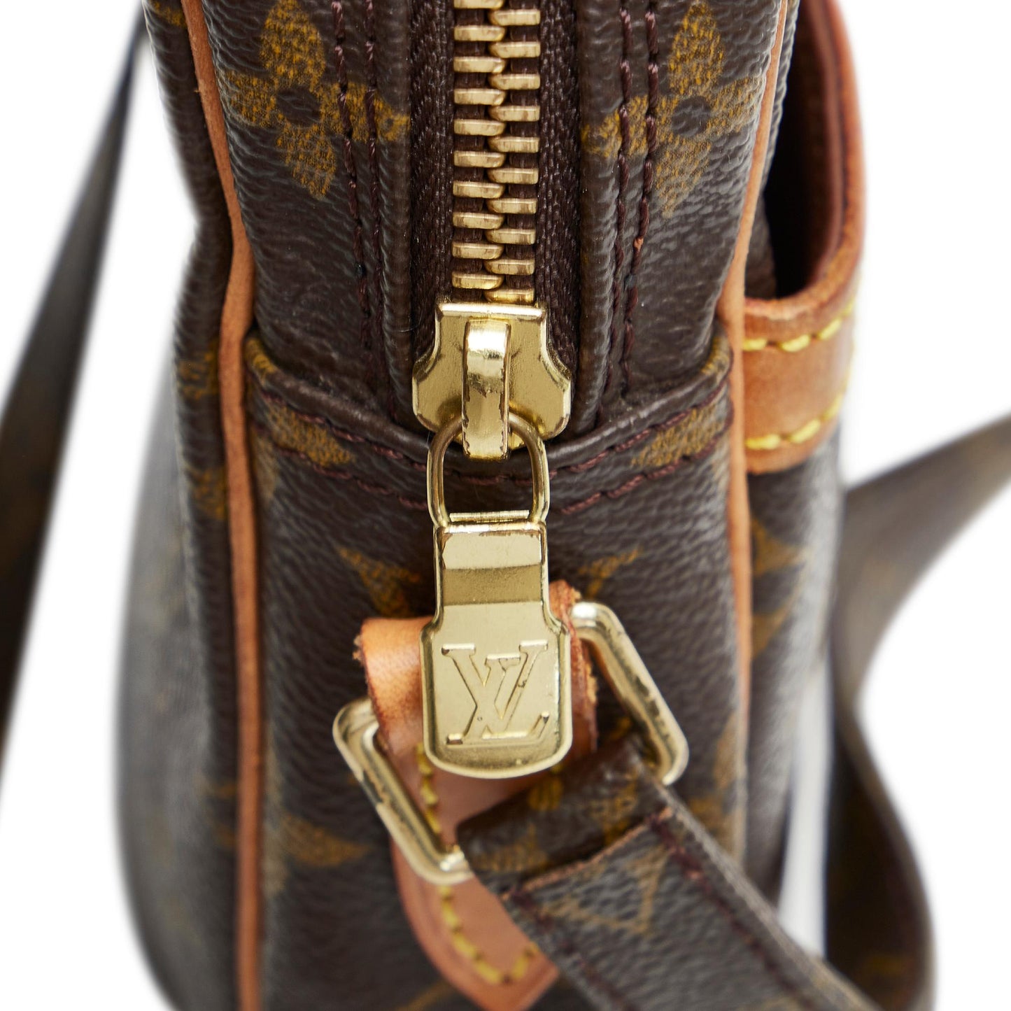 Louis Vuitton Monogram Danube (SHG-hgEeb1)
