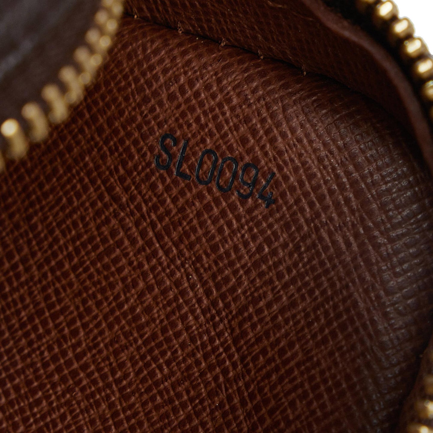 Louis Vuitton Monogram Danube (SHG-DRkDFc)