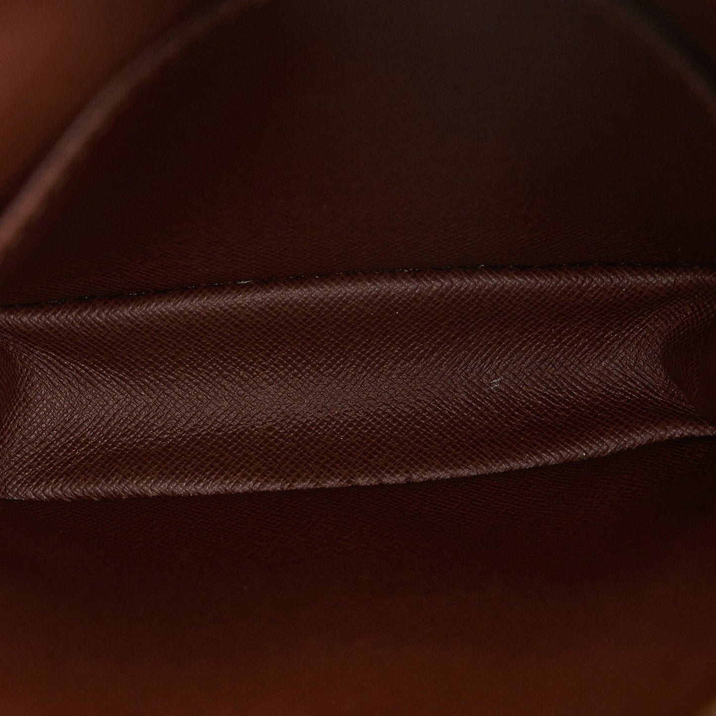 Louis Vuitton Monogram Danube (SHG-DRkDFc)