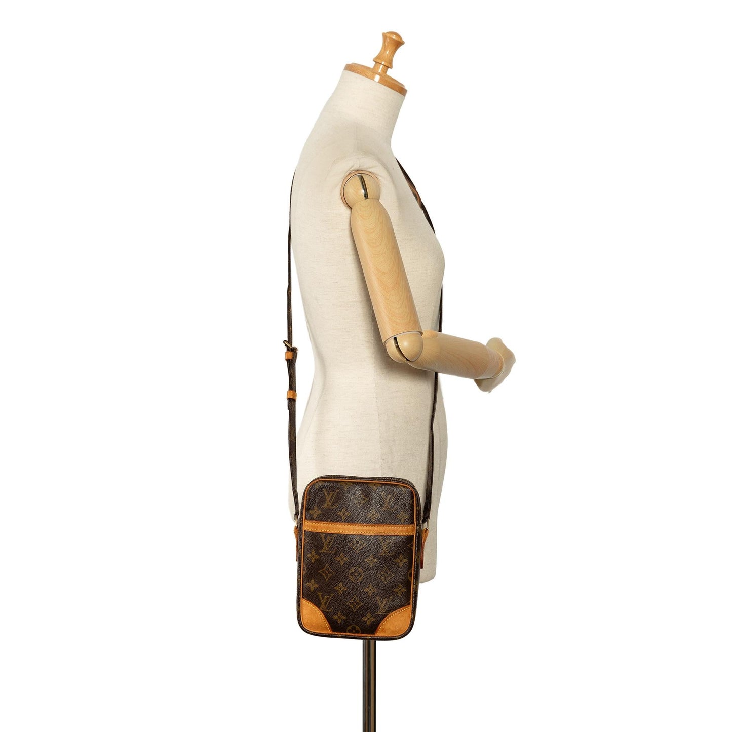 Louis Vuitton Monogram Danube (SHG-HbUAfV)