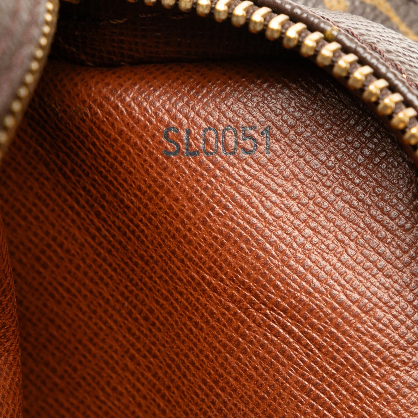 Louis Vuitton Monogram Danube (SHG-AzJAXD)