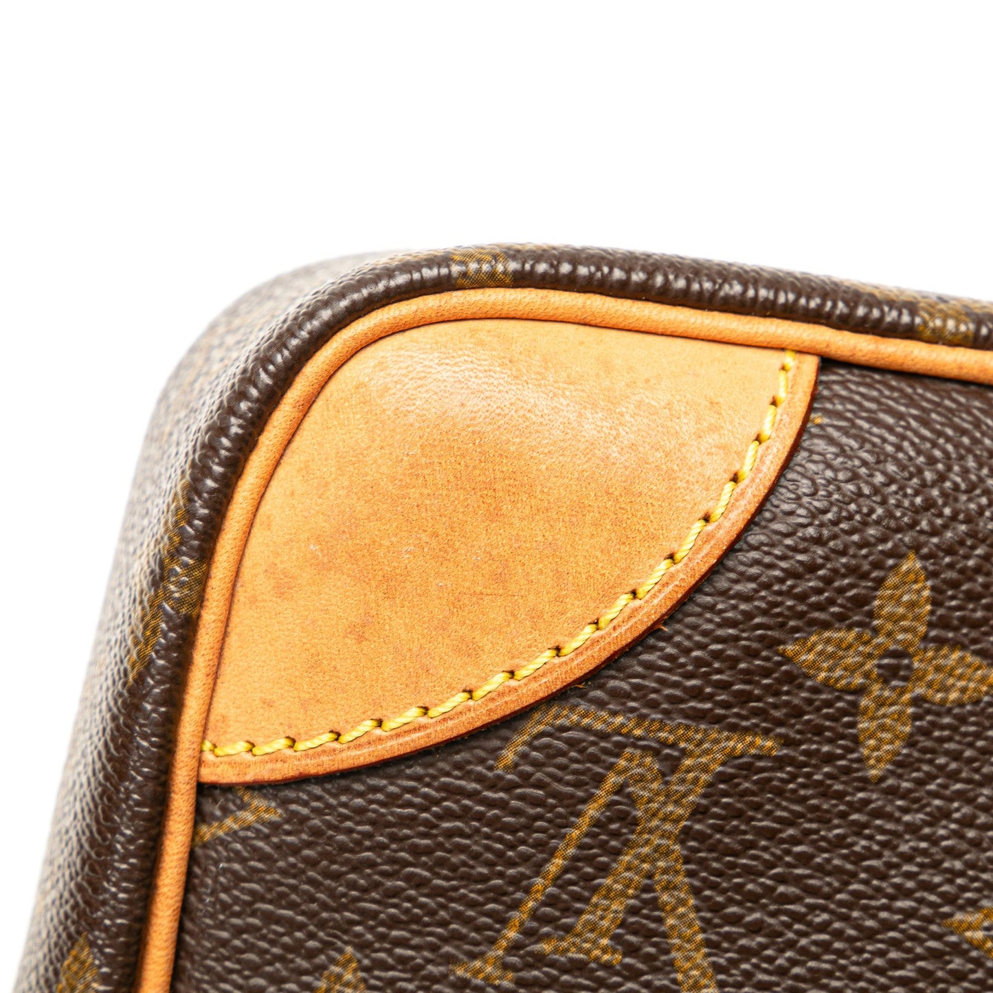 Louis Vuitton Monogram Danube (SHG-WHq8YV)