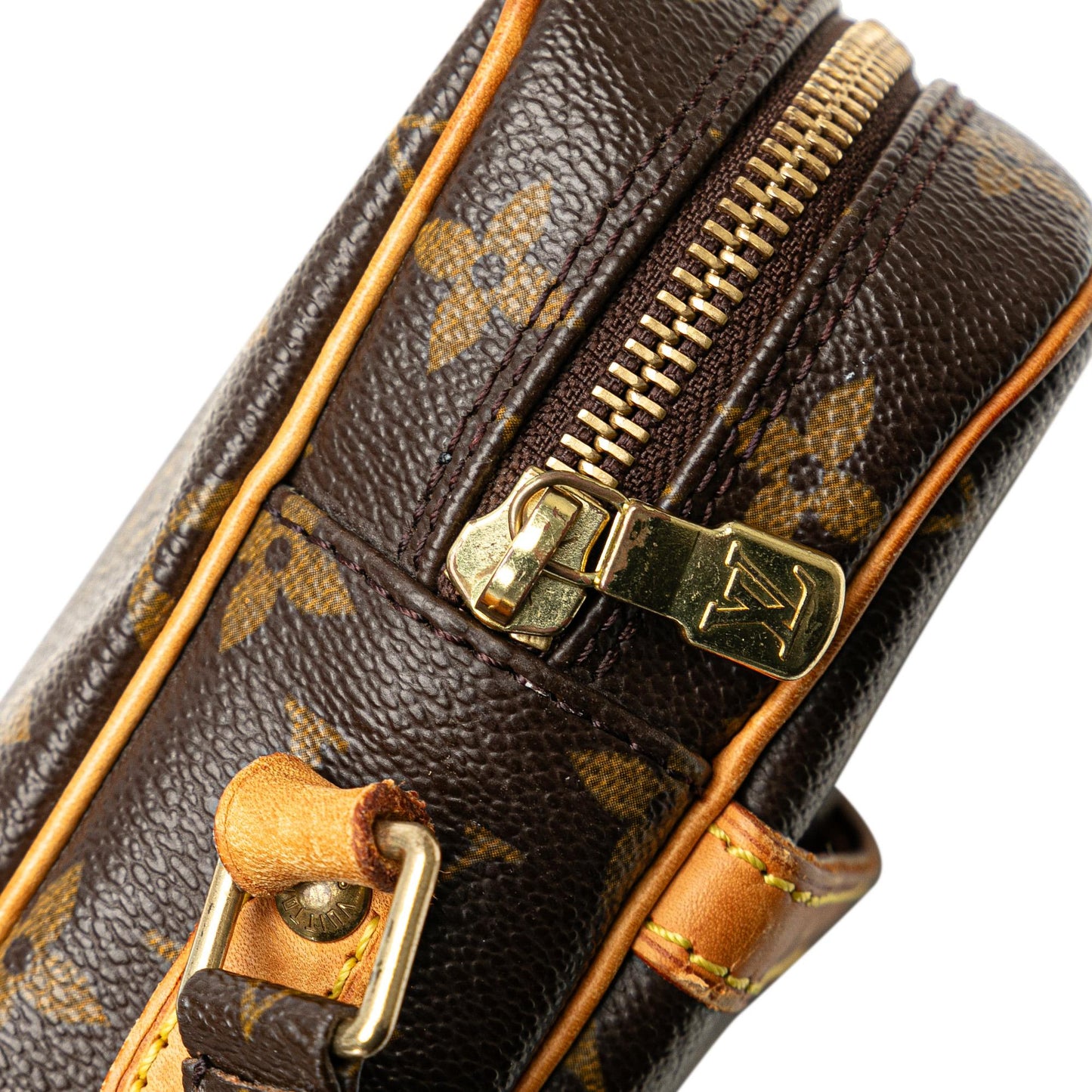 Louis Vuitton Monogram Danube (SHG-KFUQ7I)