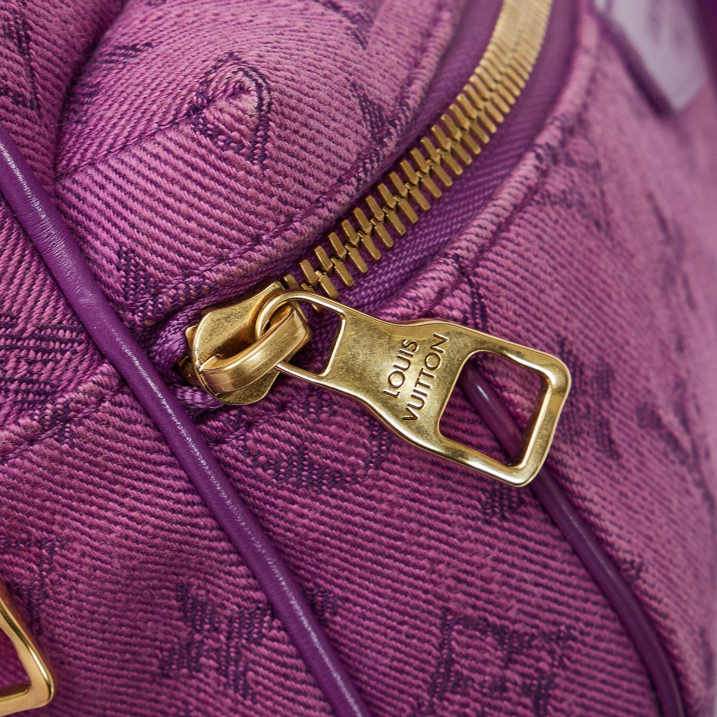 Louis Vuitton Monogram Denim Outdoor Bumbag (SHG-QCbiWL)
