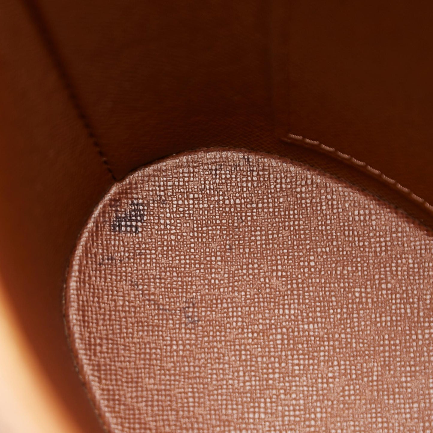 Louis Vuitton Monogram Drouot (SHG-37689)