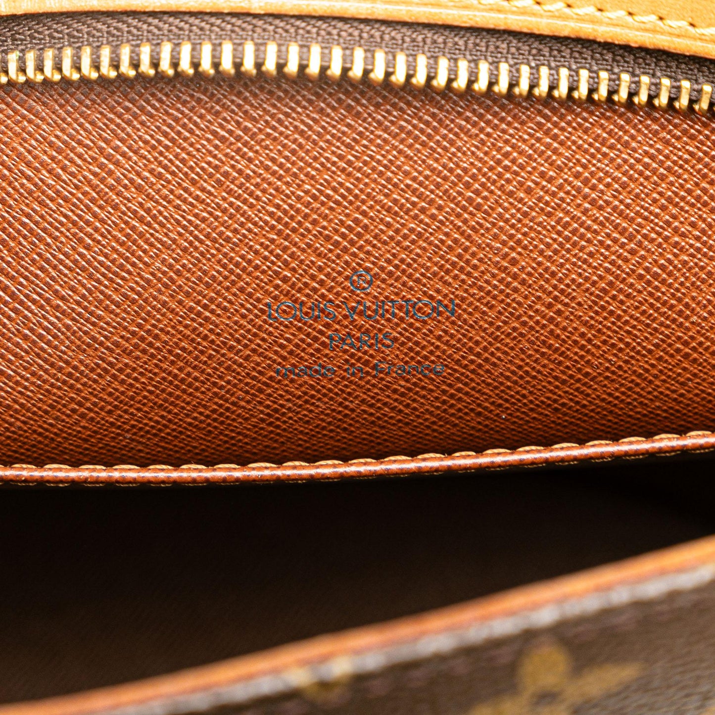 Louis Vuitton Monogram Drouot (SHG-X8Lj8F)