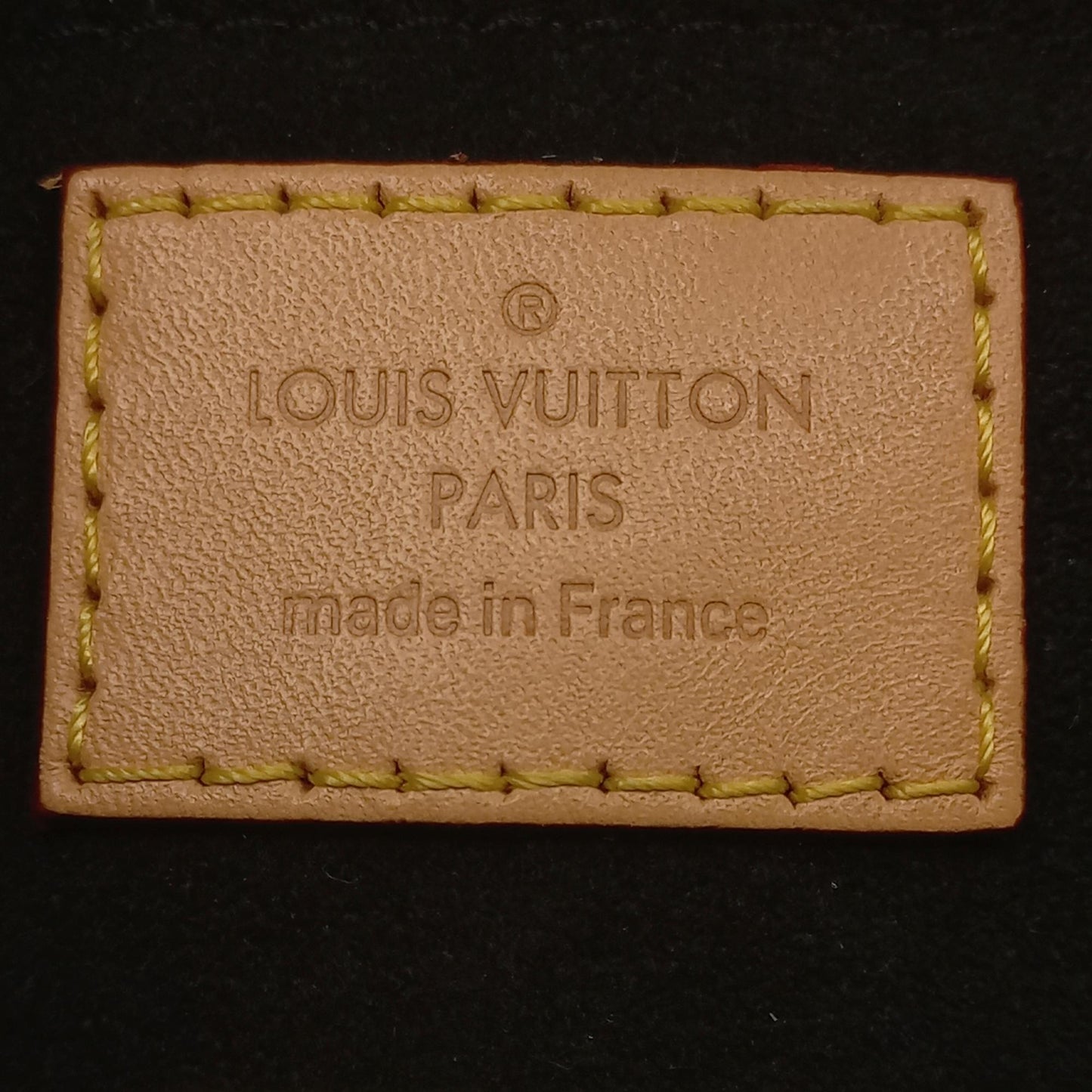 Louis Vuitton Monogram Duffle (SHG-37030)