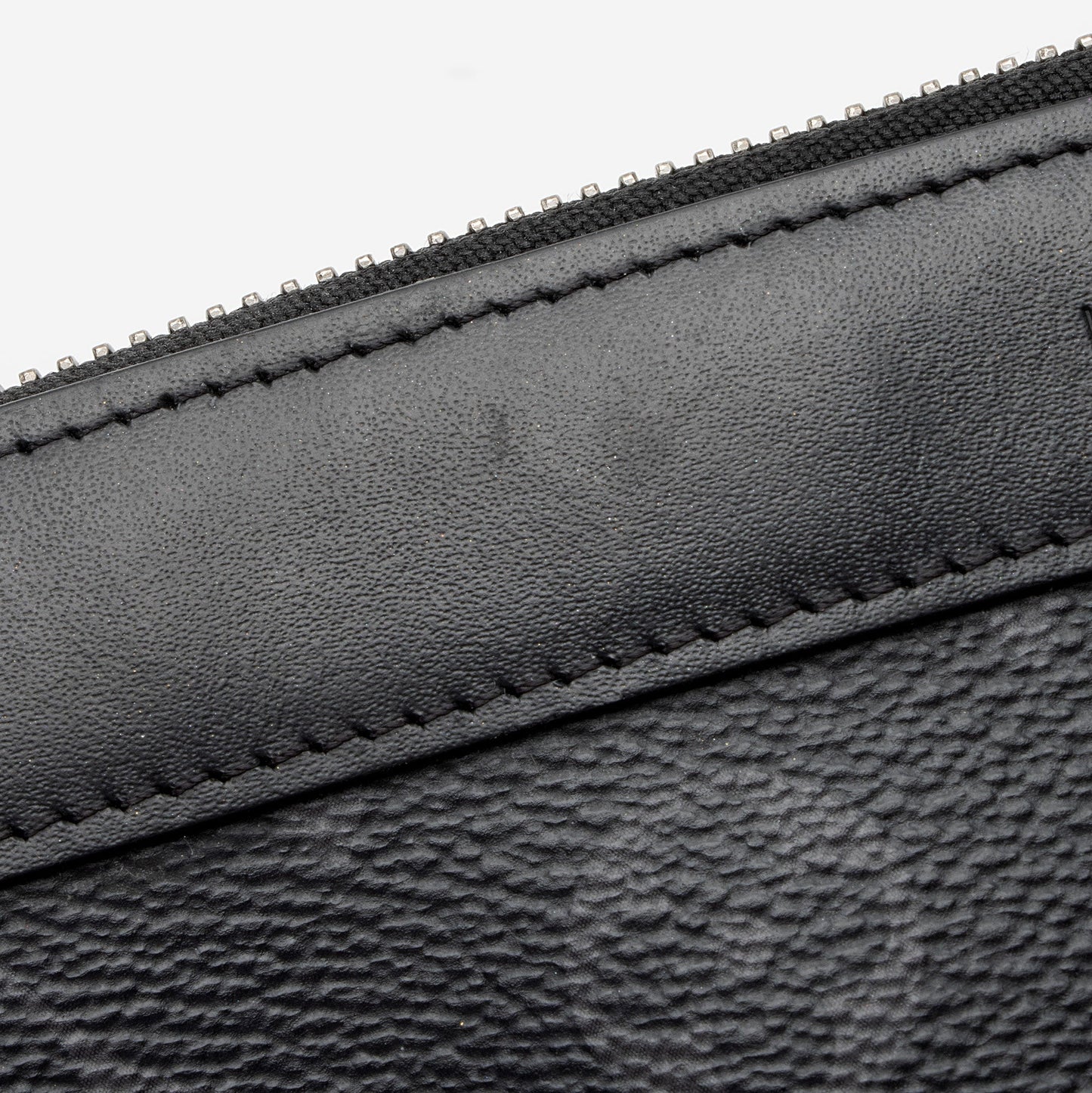 Louis Vuitton Monogram Eclipse Discovery PM Pochette (SHF-ZnpcOA)