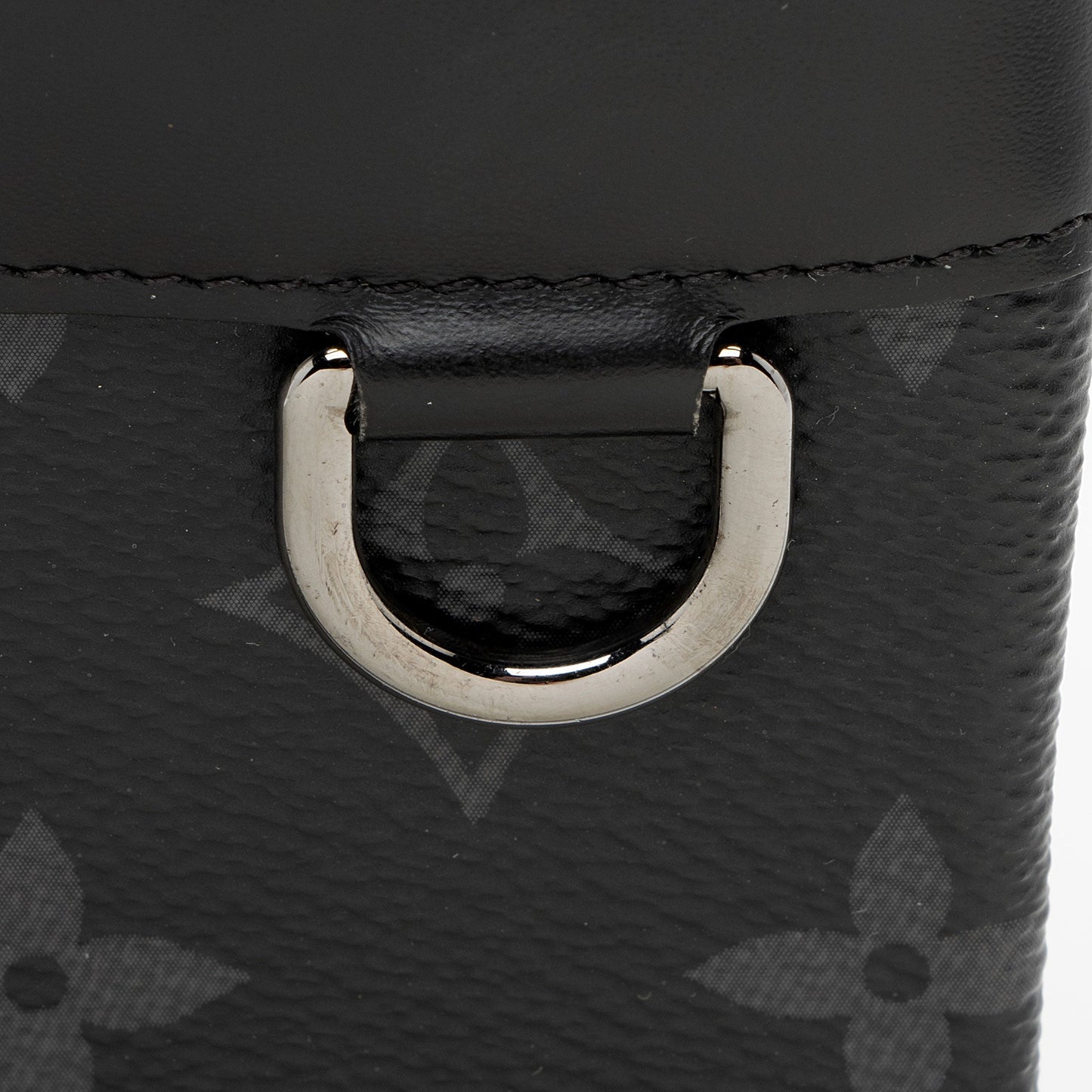 Louis Vuitton Monogram Eclipse Discovery PM Pochette