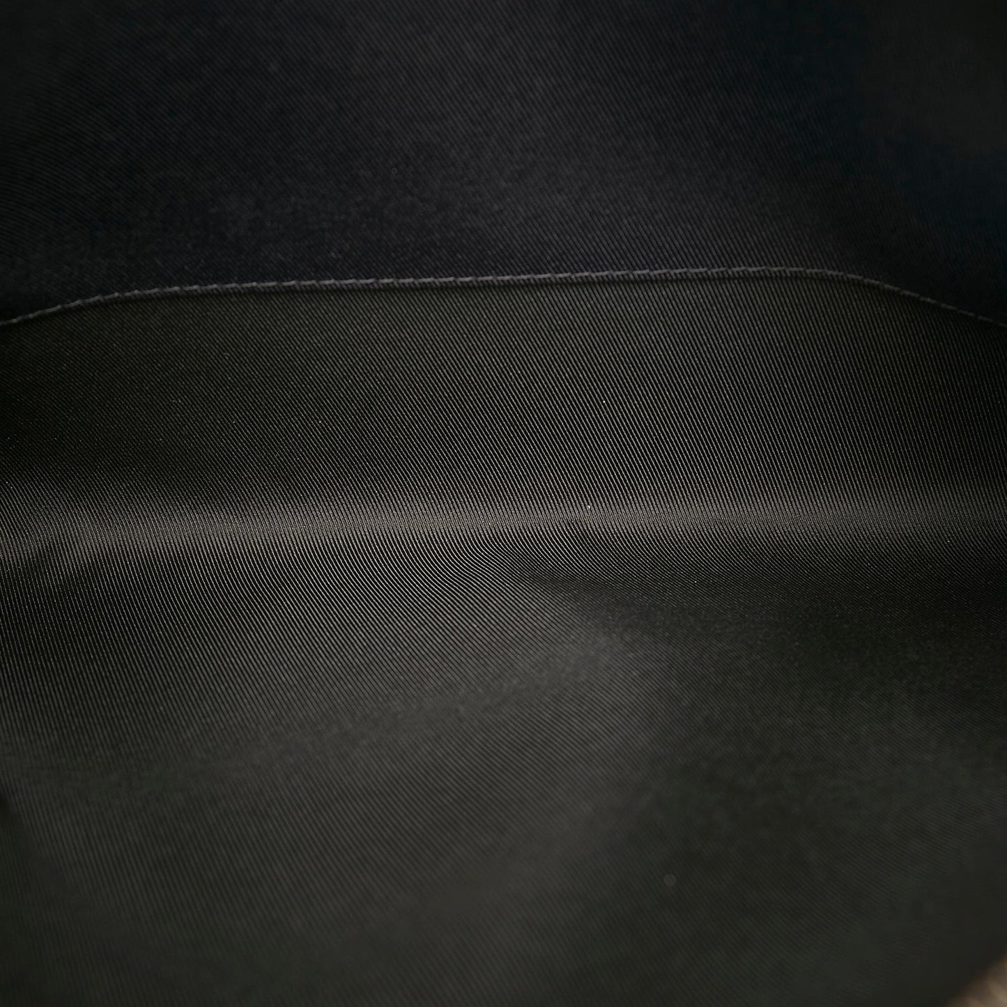 Louis Vuitton Monogram Eclipse Discovery Pochette GM (SHG-37297)