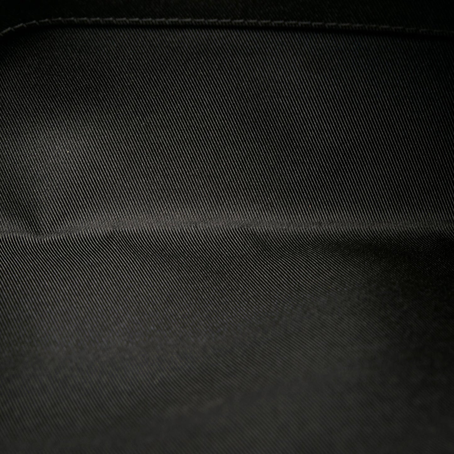 Louis Vuitton Monogram Eclipse Discovery Pochette (SHG-36519)
