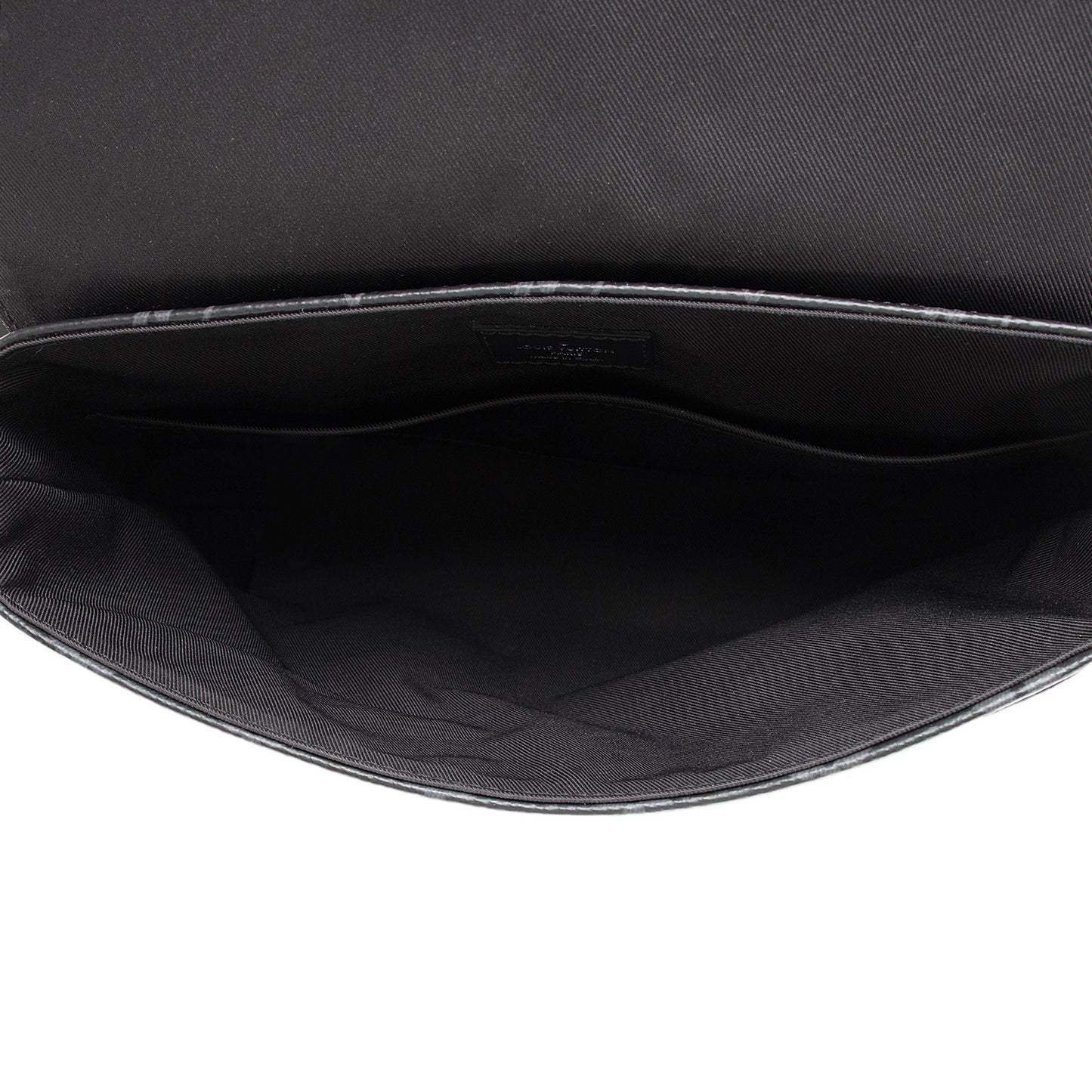 Louis Vuitton Monogram Eclipse District PM Messenger (SHF-vwUUWv)