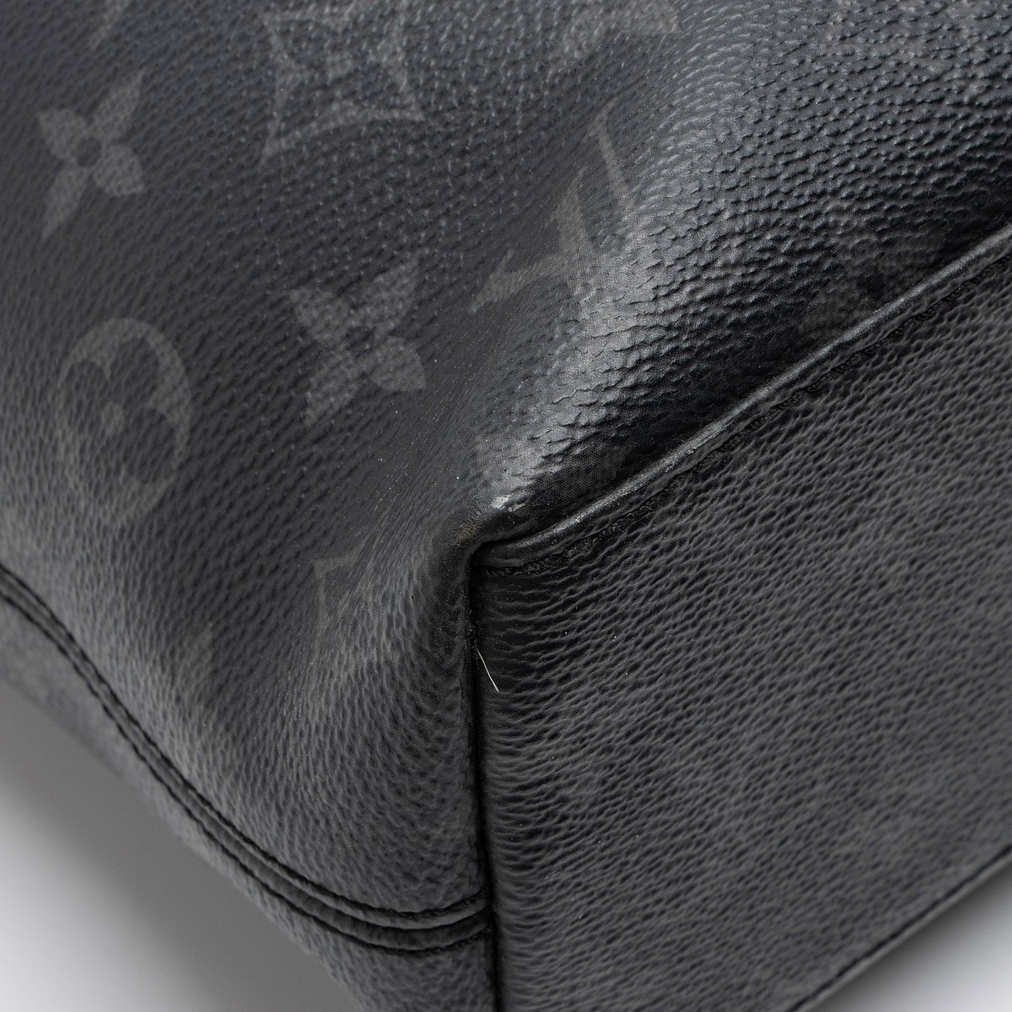 Louis Vuitton Monogram Eclipse Explorer Briefcase (SHF-LiWCoh)