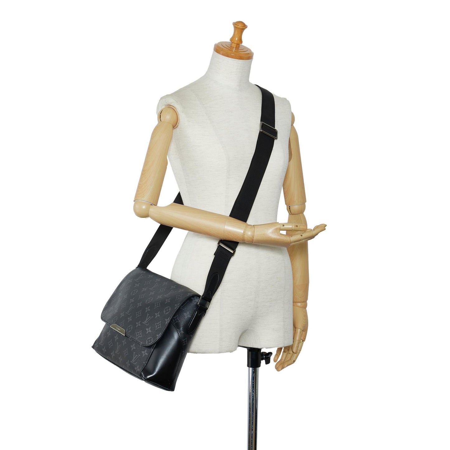 Louis Vuitton Monogram Eclipse Explorer PM (SHG-828kB5)