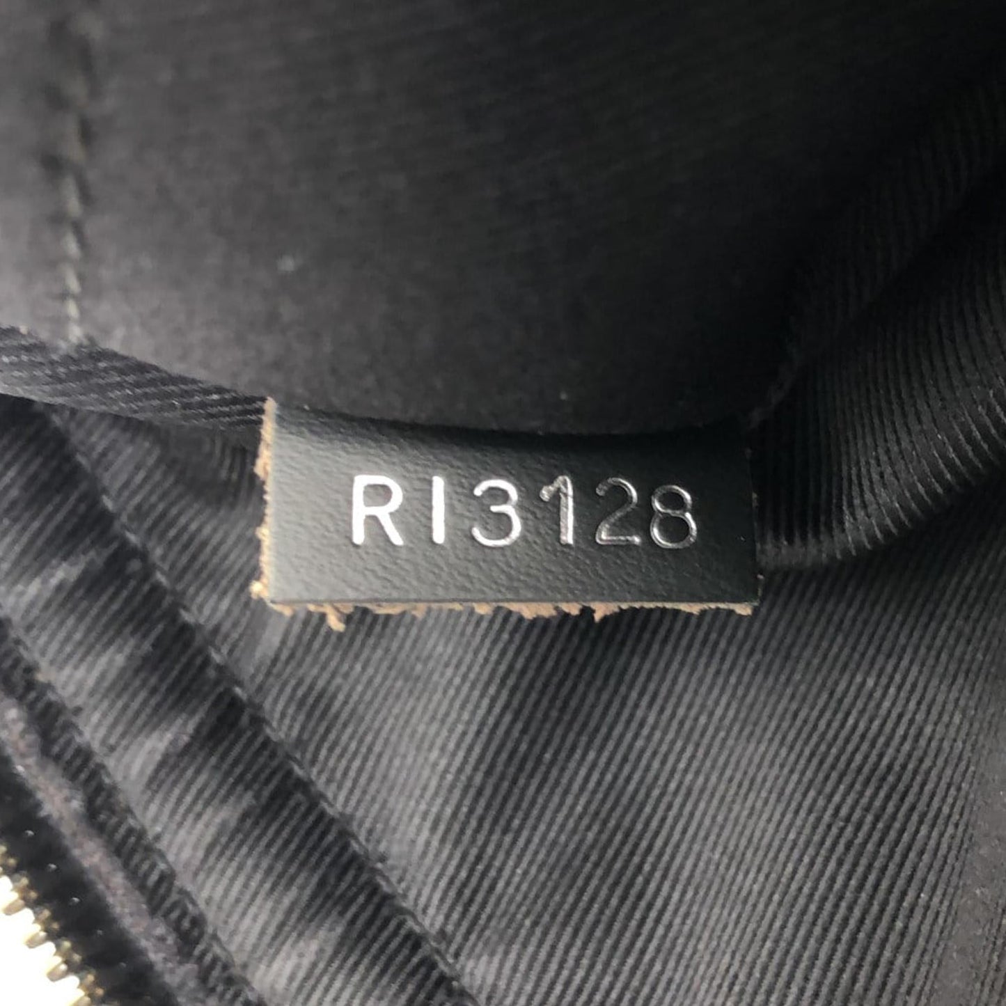 Louis Vuitton Monogram Eclipse Odyssey PM (SHG-OjYMvS)